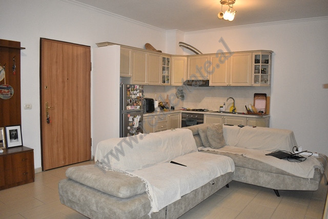 Apartament 2+1 ne shitje prane Pazarit te Ri ne Tirane